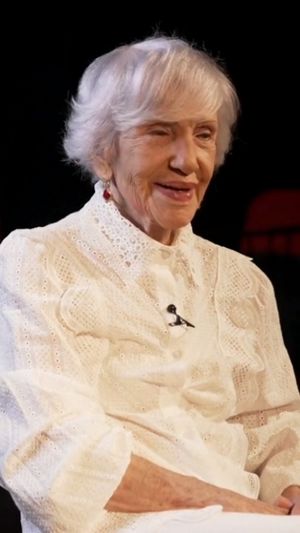 Veronica lynn1.jpg