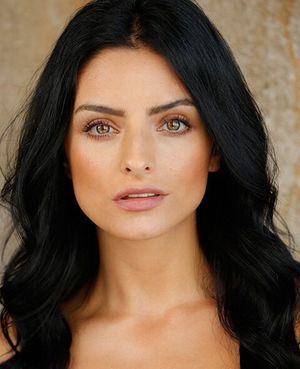 Aislinn Derbez.jpg