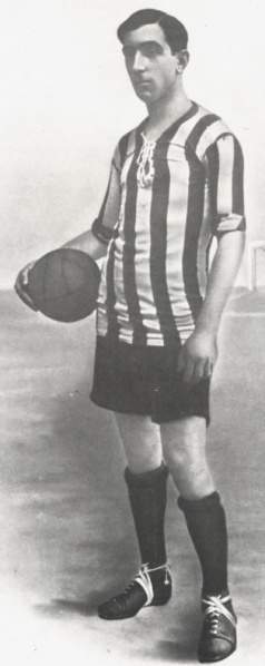 Archivo:Rafael Moreno Pichichi.jpg