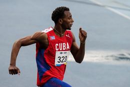 Yoao Illas corredor cubano de 400 con vallas.jpg