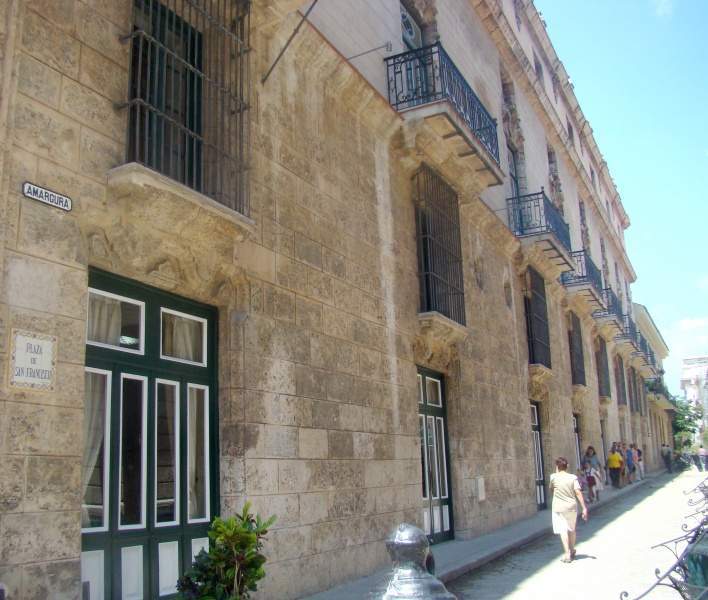 Archivo:Calle Amargura Hab. Vieja.jpg