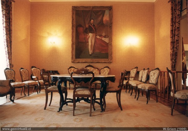 Archivo:Sala de la Familia Matta.jpg