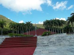Plaza de Ceremonia en el Mausoleo