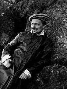 220px-August Strindberg photographic selfportrait 1.jpg