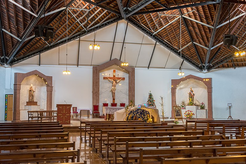 Archivo:Iglesia de San Martín de Tours, Quillota, interior.jpg