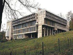 Convento Sainte Marie de la Tourette.jpg