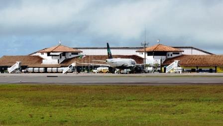 Archivo:Aeropuerto de Porto Seguro.jpg