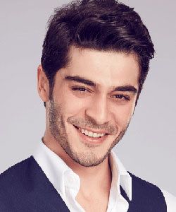 Burak Deniz riendose.jpg