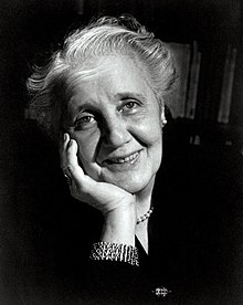 Melanie Klein 1952.jpg