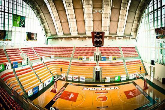 Archivo:Auditorio de Baloncesto Benito Juárez.jpg