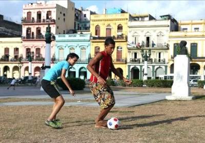 Archivo:Futboll en cuba.jpg