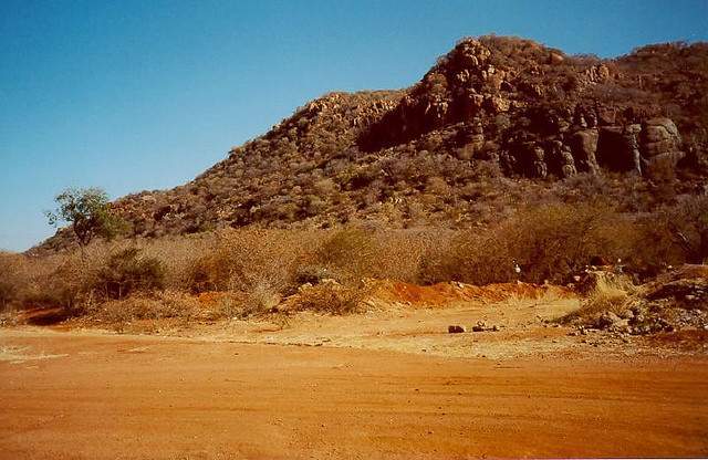 Archivo:Kgale-Hill-Gaborone.jpg