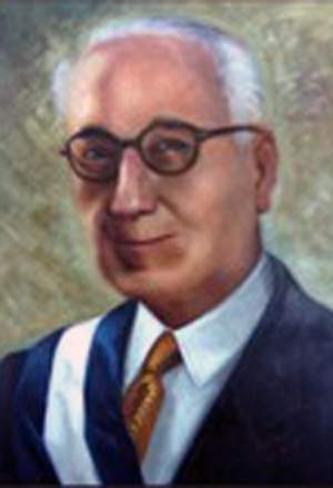 Víctor Manuel Román y Reyes.jpg