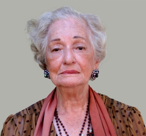 Alicia grave de peralta.jpg