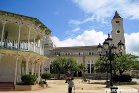 Escuela normal hostos.jpg