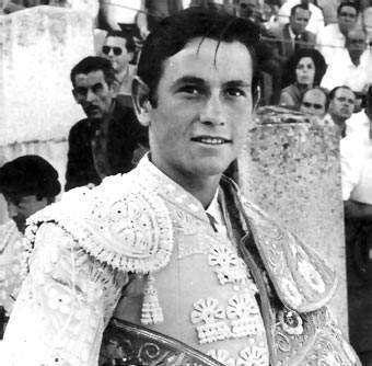 Archivo:Palomo Linares.jpg