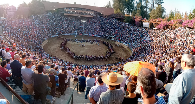 Archivo:74 Campeonato Nacional de Rodeo Medialuna de Rancagua.png