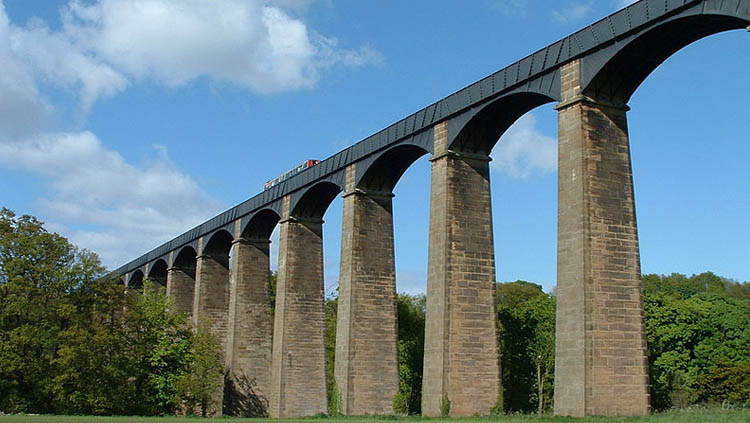 Archivo:«Puente-canal y canal de Pontcysyllte».jpg