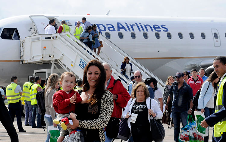 Archivo:Aeropuerto Santa Clara 001.jpg