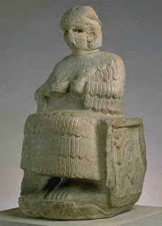 Estatua de la Diosa Narundi.jpg
