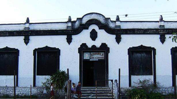 Archivo:Primaria JAEcheverria.jpg