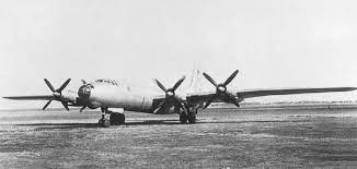 Archivo:Tu-80.jpg