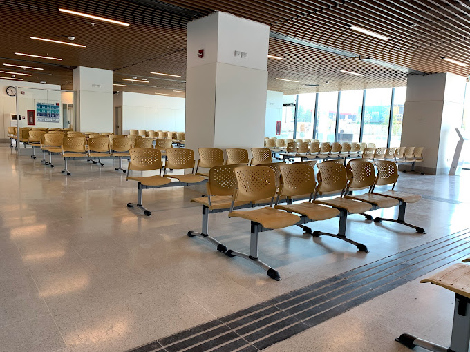 Archivo:Interior Hospitsl Felix Bulnes.jpg