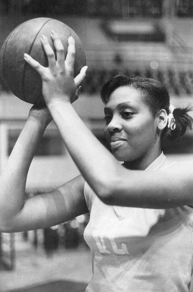 Leonor Borrell - EcuRed