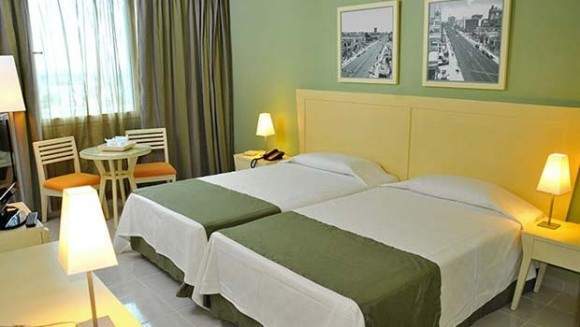 Archivo:Hotel-capri-habana-hab-.jpg
