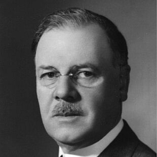 Archivo:Alberto García Hamilton.jpg