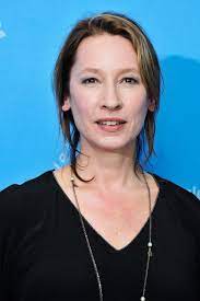 Enmanuelle bercot.jpg