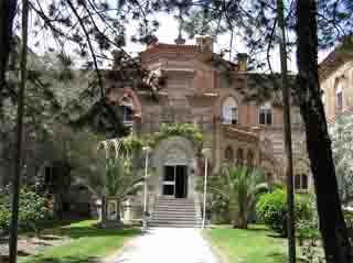 Archivo:Colegio Nuestra Señora del Recuerdo1.jpg