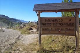 Archivo:Puerto Río Tranquilo.jpg