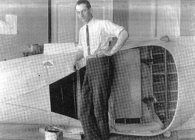 Archivo:Shavrov y el Sh-1.jpg