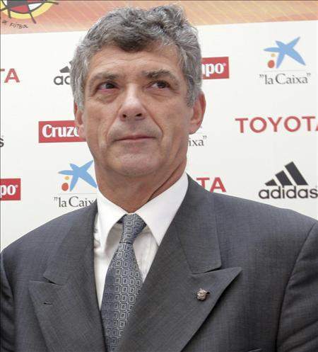 Archivo:Angel villaaaaaaaaaaaaa.jpg