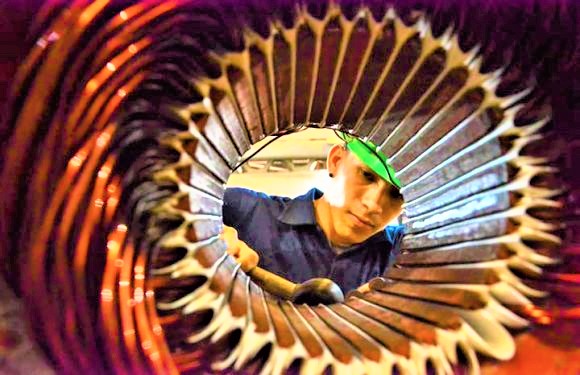 Archivo:Producirán motores de triciclos eléctricos en Cacocum.jpg