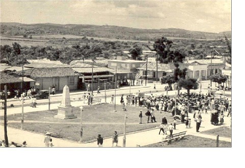 Archivo:Parque Moncada.jpg