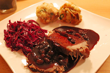 Archivo:Rheinischer-sauerbraten.jpg