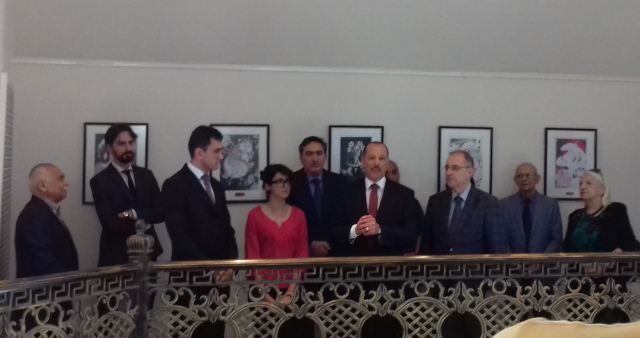 Archivo:Apertura de exposicion Azerbaiyán.jpg
