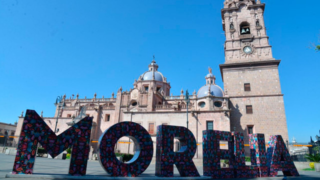 Archivo:Morelia-catedral-acg.jpg