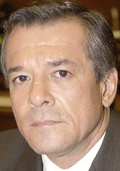 Simón Bustamante Vera.jpg