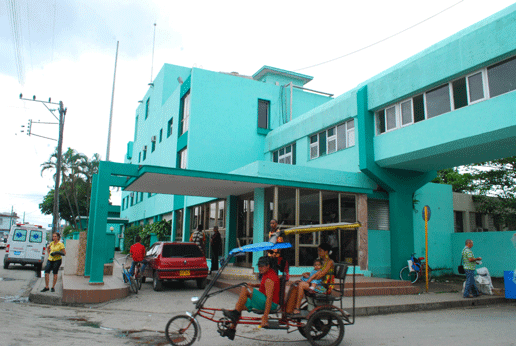 Archivo:Cardiocentro Santa Clara.gif