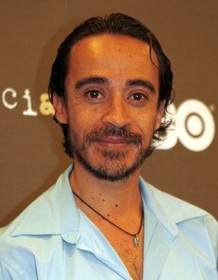 Roberto Sosa.jpg