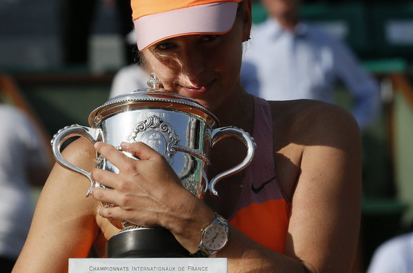 Archivo:Sharapova Roland Garros 2014.jpg