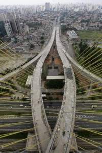 Puente-Octavio-Frias-Oliveira-Brasil-7-200x300.jpg