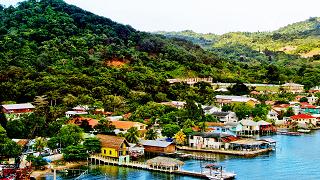 Archivo:Turismo en Honduras.jpg