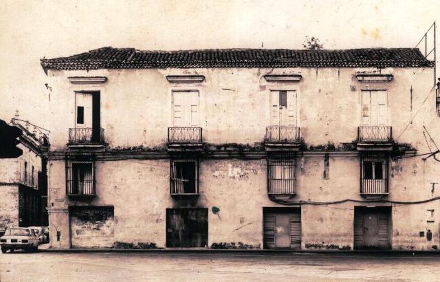 Archivo:Tacon 4-deterioro-ciudadela.jpg