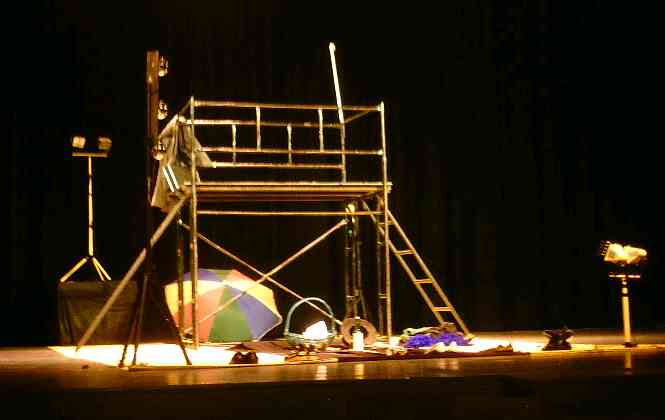 Archivo:Escenografía de Epitafio.jpg