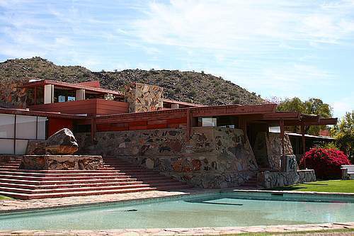 Archivo:Escuela de Arquitectura.jpg