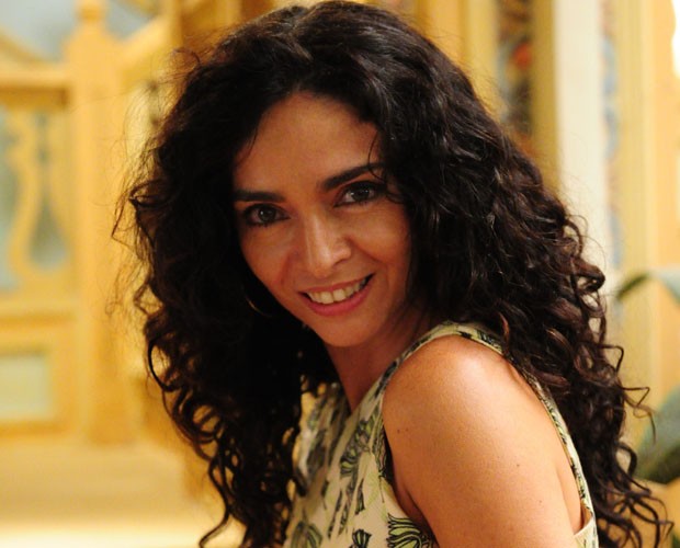 Archivo:Cláudia Ohana1.jpeg